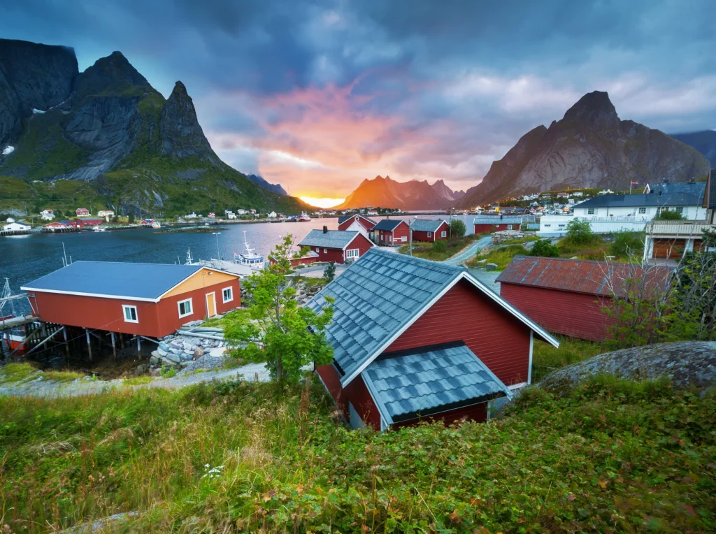 Amazing and Beautiful Showcase of Nature in Norway and Norwegian Landscapes. Europe Polar, Outdoors, Nature, Travel, Adventures.